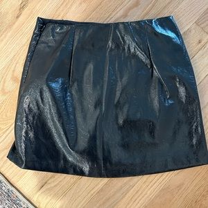 Abercrombie Patent Vegan Leather Skort - Size Small (Black)